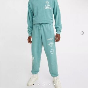 Levi’s’ Red Tab Sweatpants